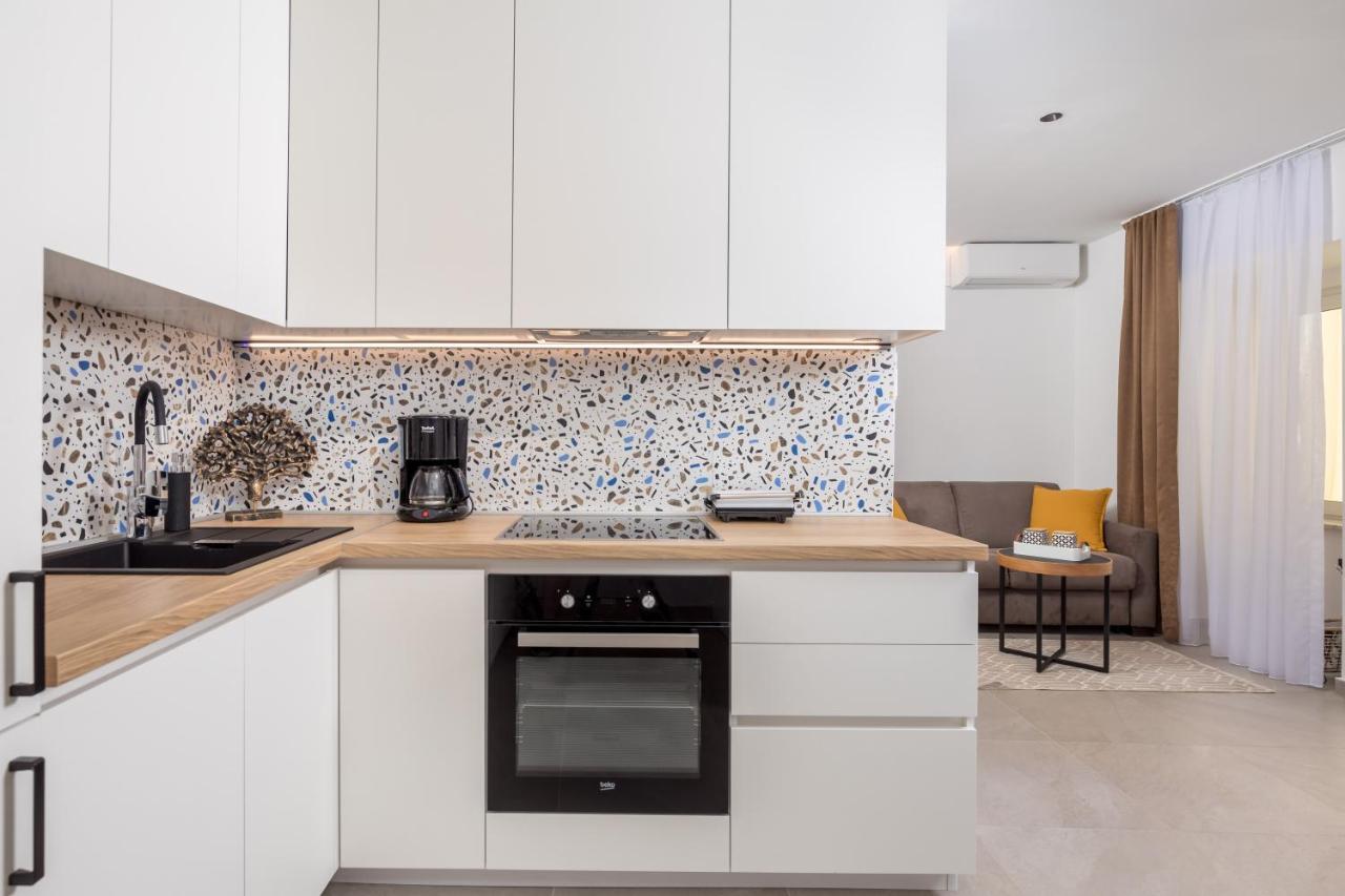 Apartment Salita Calvario Rijeka Bagian luar foto